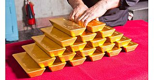  See full story: Gold Breaks $2,700: A New Era Begins 