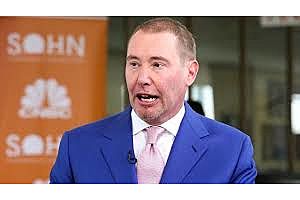 Gundlach: Dollar Should Run out of Steam Close to Where It Is Right Now