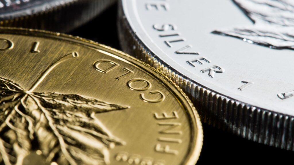 Gold vs. Silver: Which Investment Strategy Better Fits Your Portfolio?